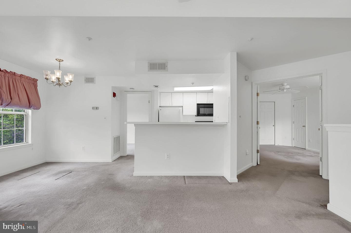 913 Hillside Lake Terrace #412 photo 11