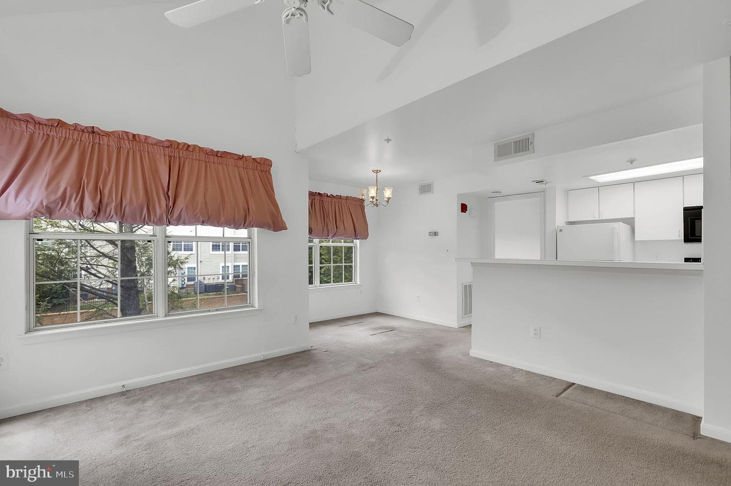 913 Hillside Lake Terrace #412 photo 7