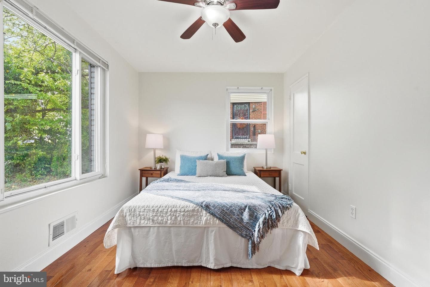 10813 Jewett Street photo 18