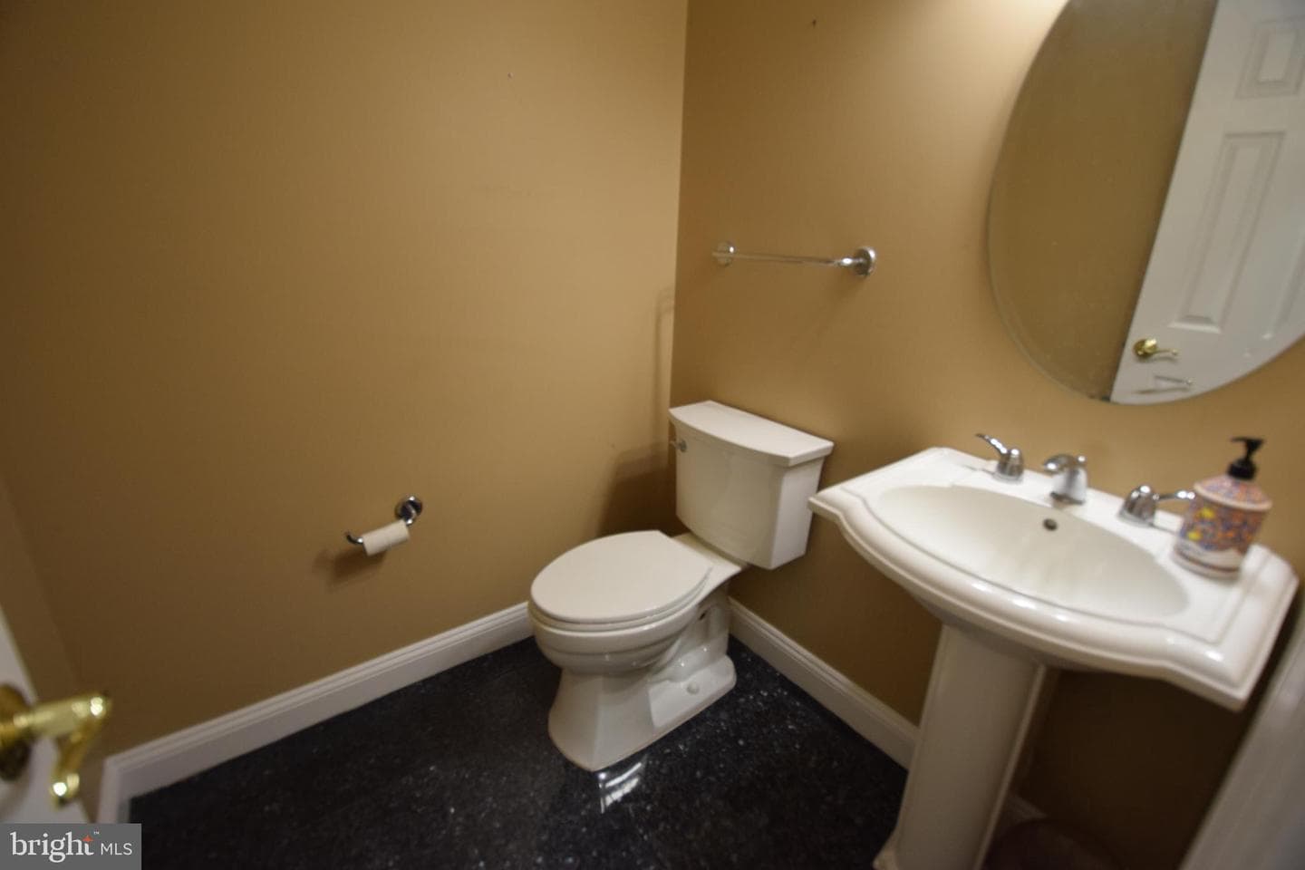 7601 Anamosa Way photo 40