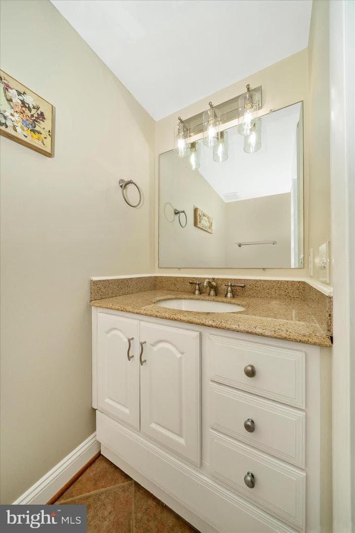18511 Eagles Roost Dr photo 18
