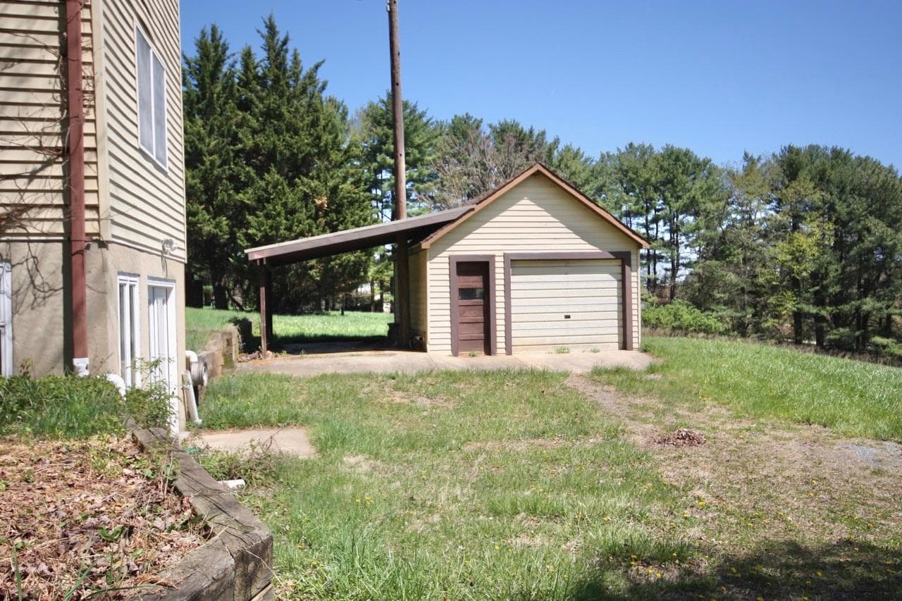 12821 Prices Distillery Road photo 49