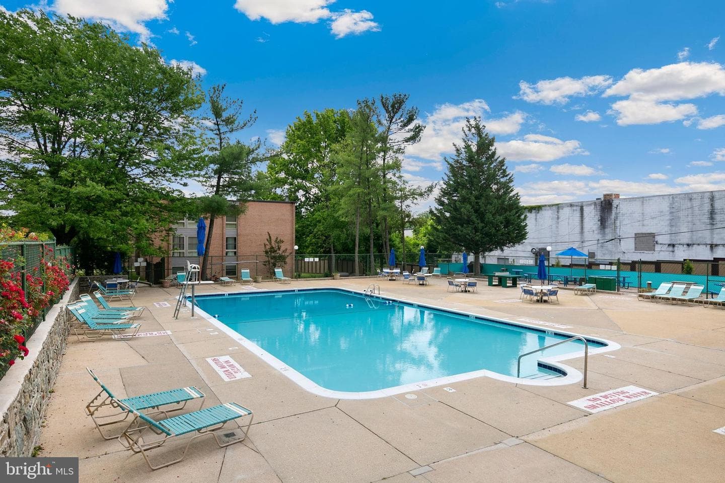 2305 Greenery Lane #t-2-3 photo 31