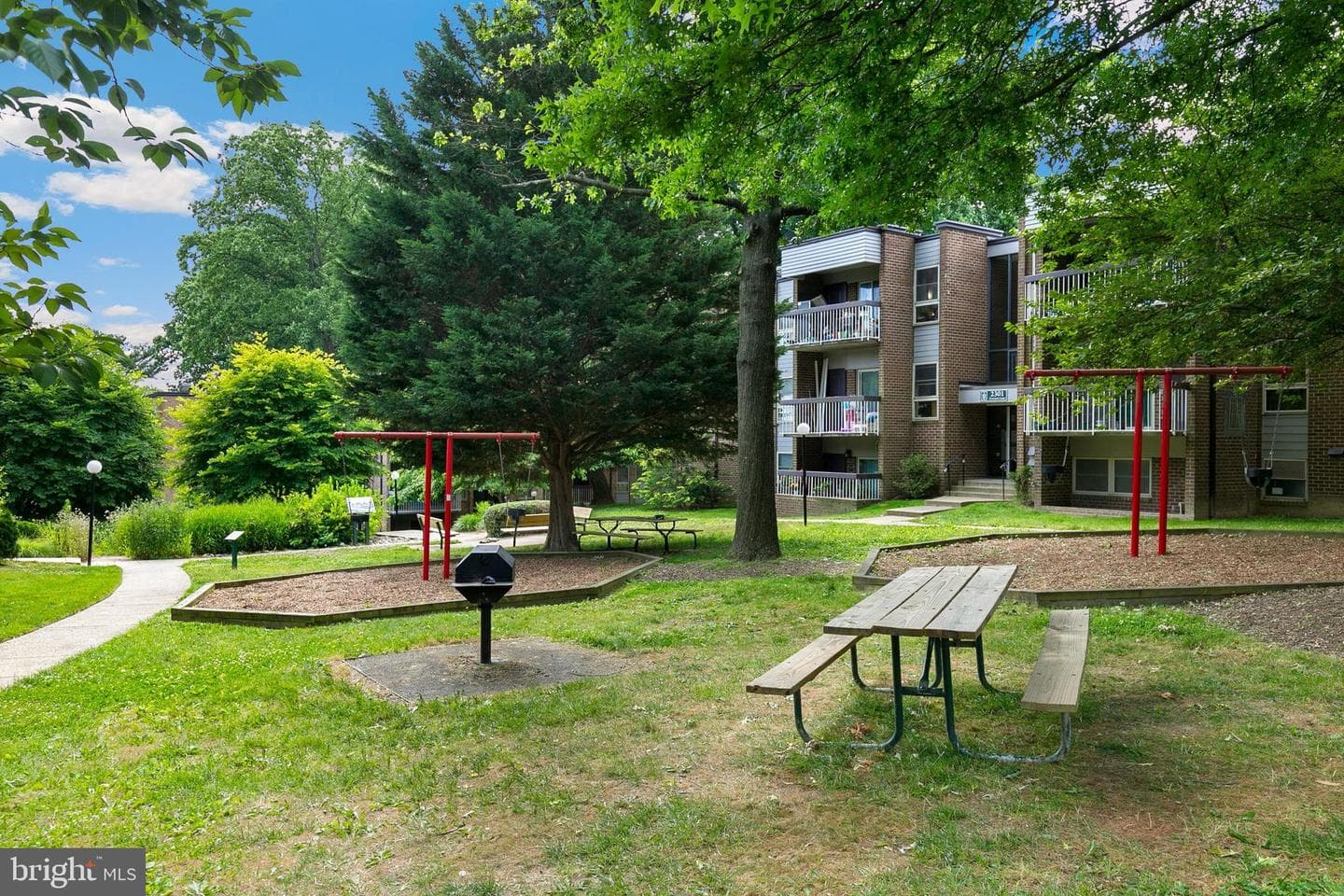 2305 Greenery Lane #t-2-3 photo 35