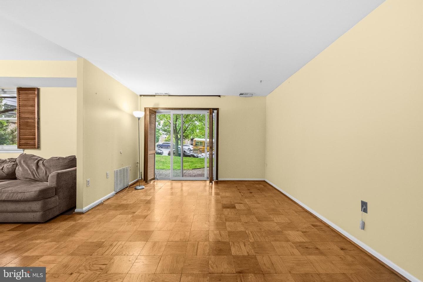 2305 Greenery Lane #t-2-3 photo 6