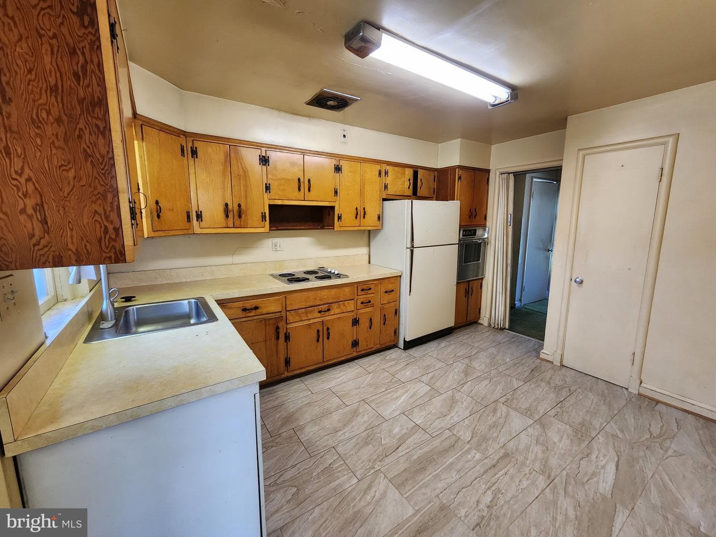 9709 Admiralty Drive photo 10