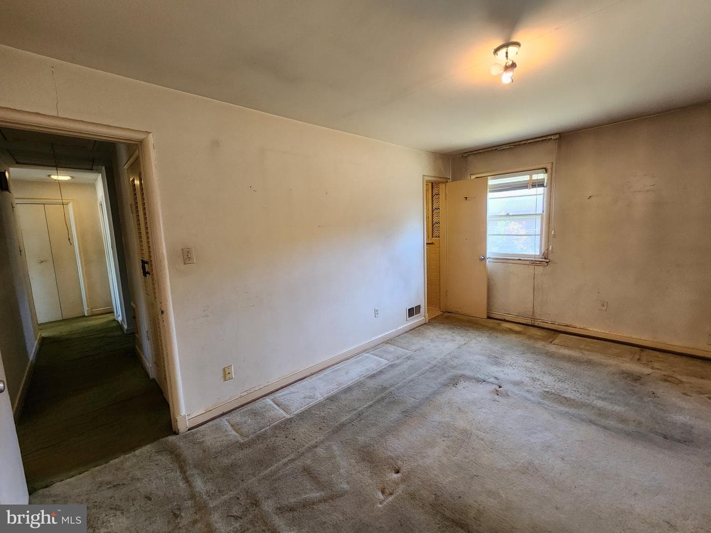 9709 Admiralty Drive photo 14
