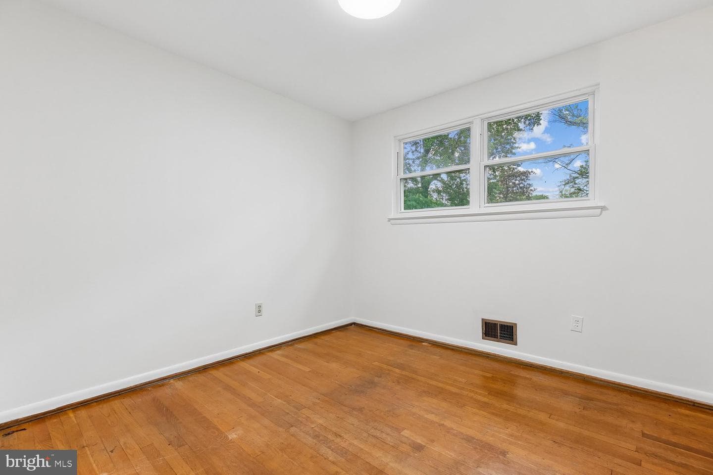 1002 N Belgrade Road photo 24