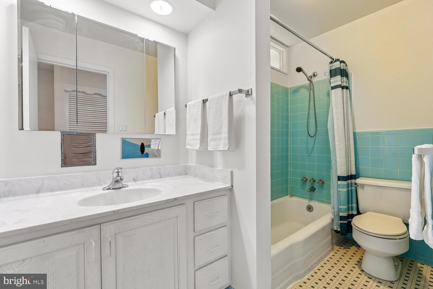 1002 N Belgrade Road photo 27
