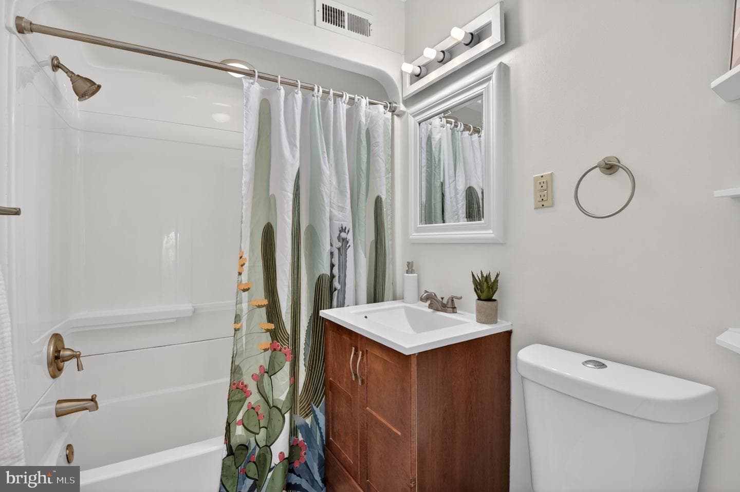 614 Sligo Avenue #504 photo 18