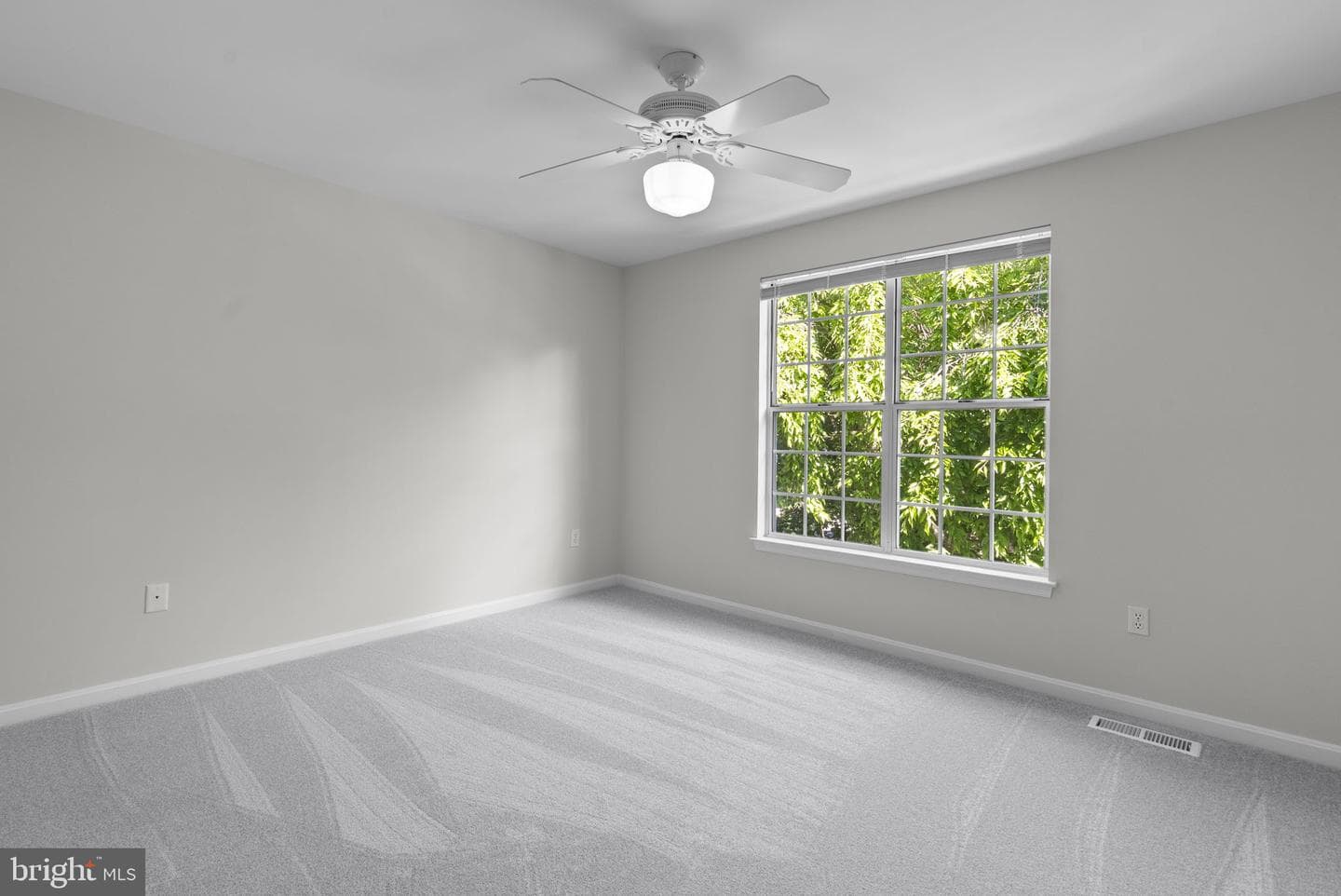 2700 Snowberry Place photo 25