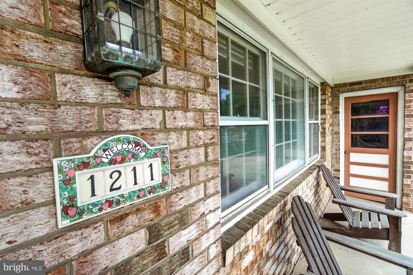1211 Morningside Drive photo 2