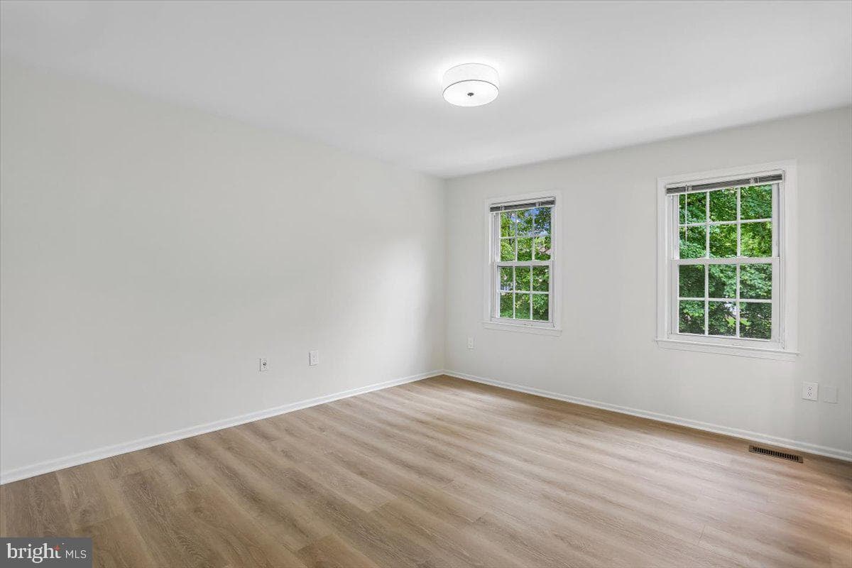 238 Watts Branch Parkway photo 19