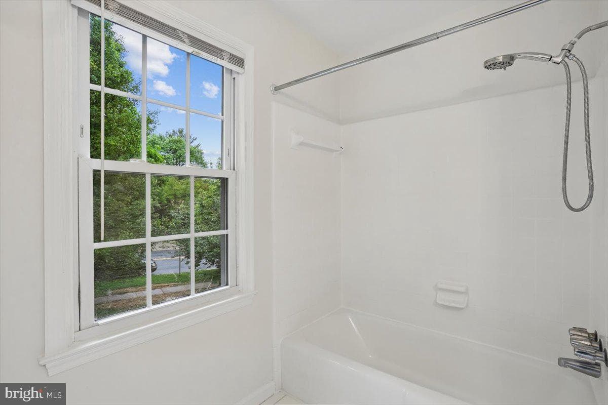 238 Watts Branch Parkway photo 23