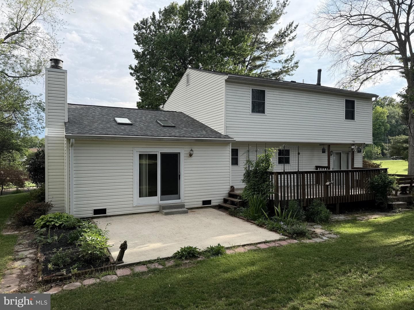 9105 Bramble Bush Court photo 3
