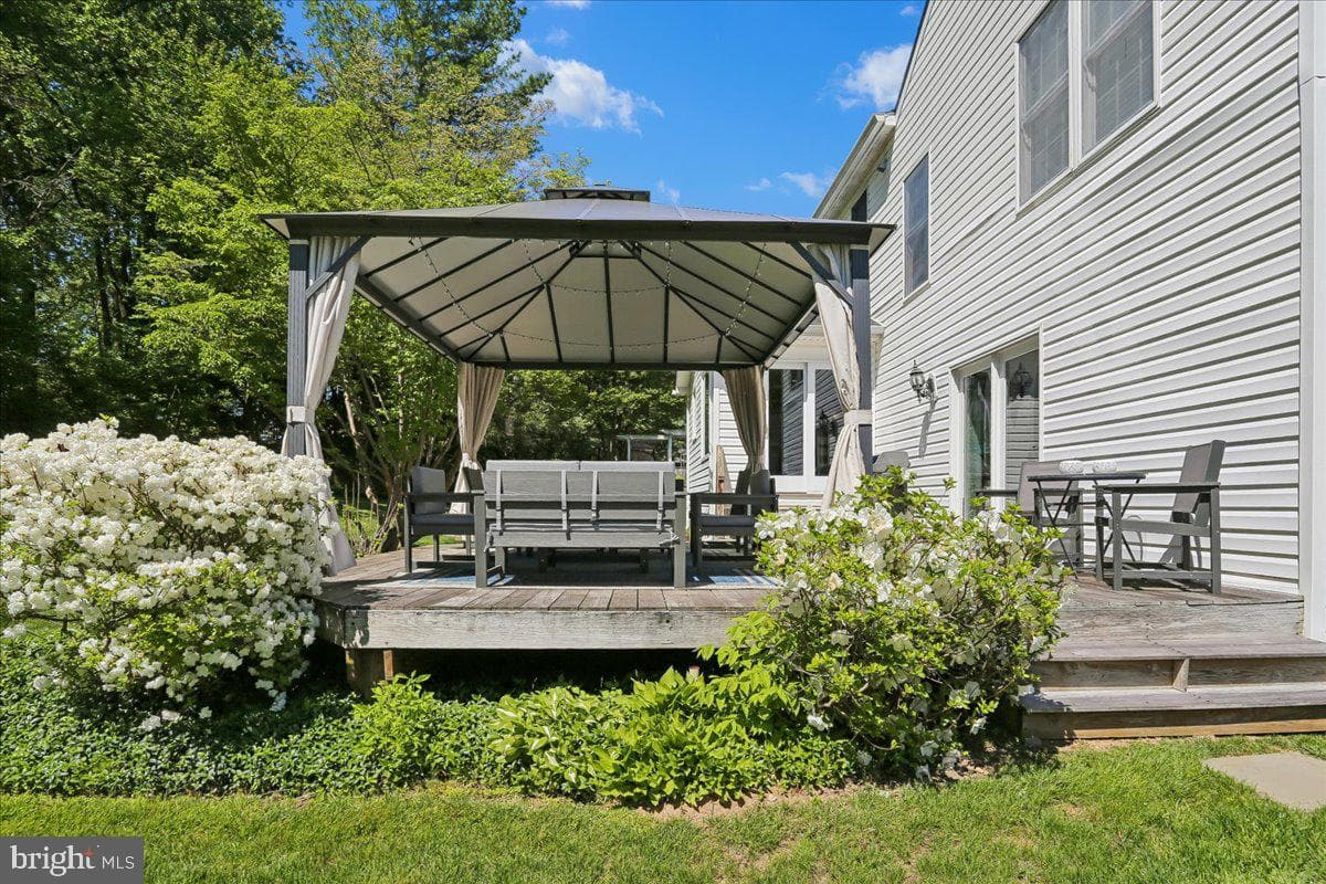 9 Kings Valley Court photo 70