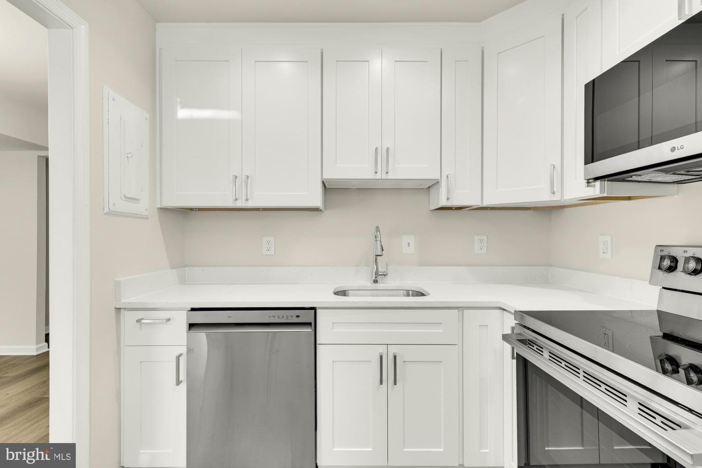 746 Azalea Drive #12-746 photo 12