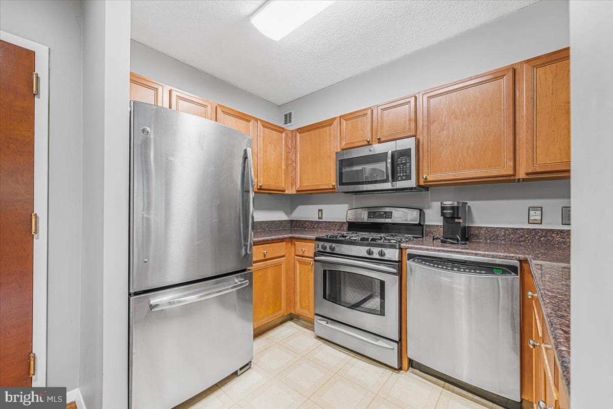 7111 Woodmont Avenue #308 photo 8