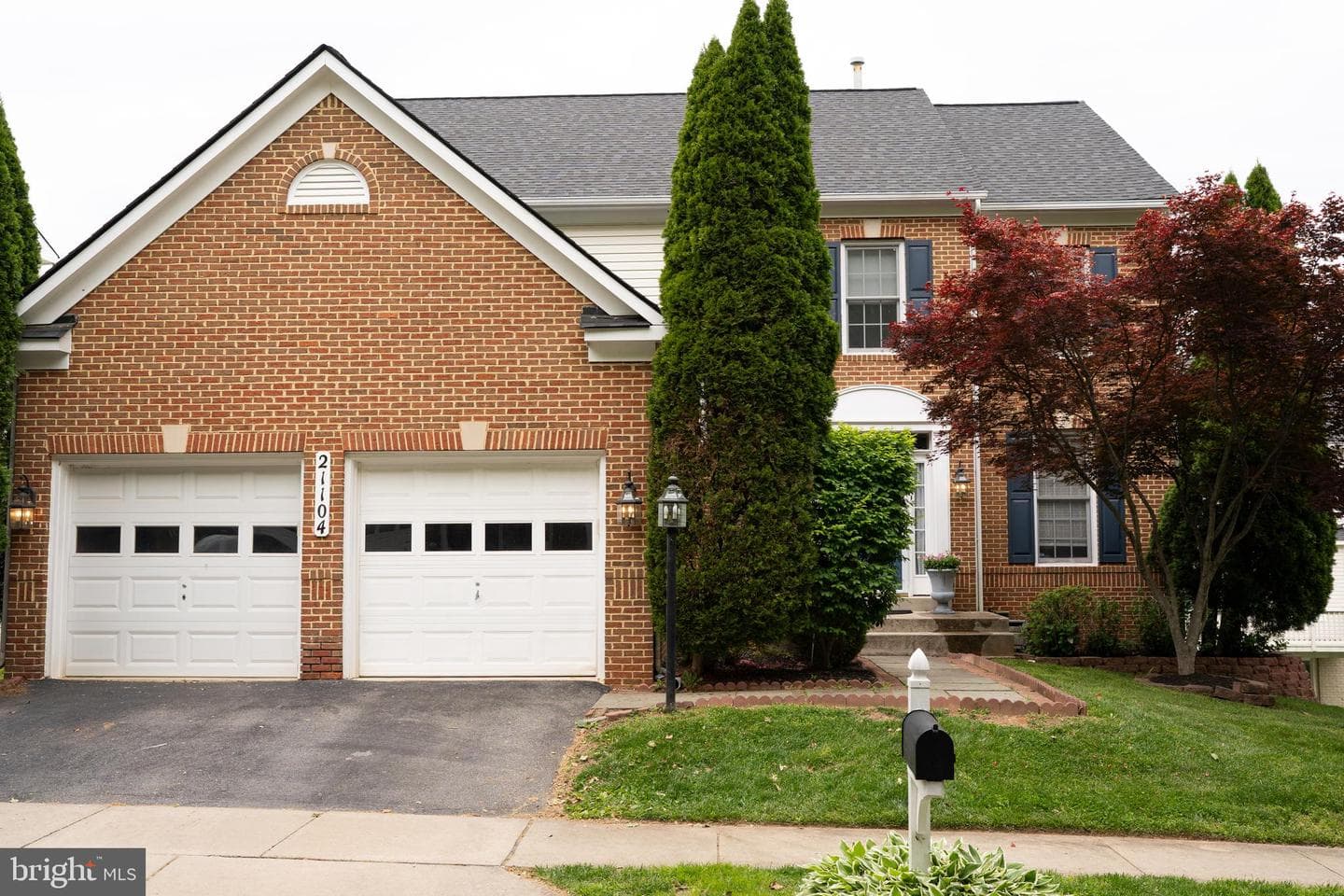 21104 Hickory Forest Way photo 4