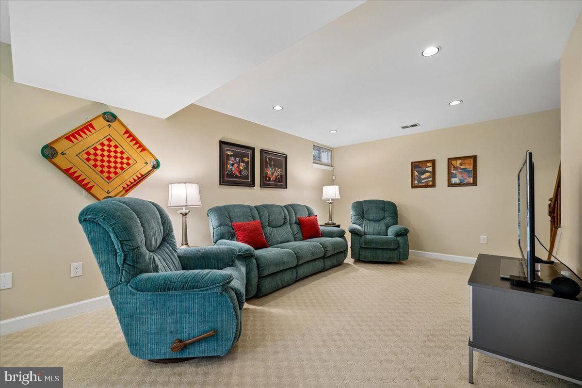 14304 Shoreham Drive photo 82