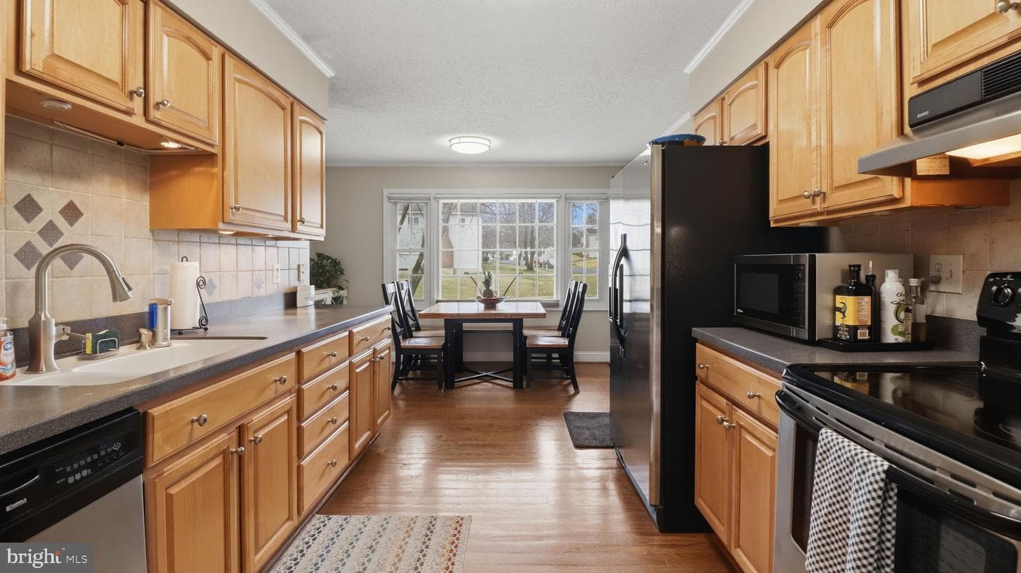 15501 Peach Leaf Lane photo 17