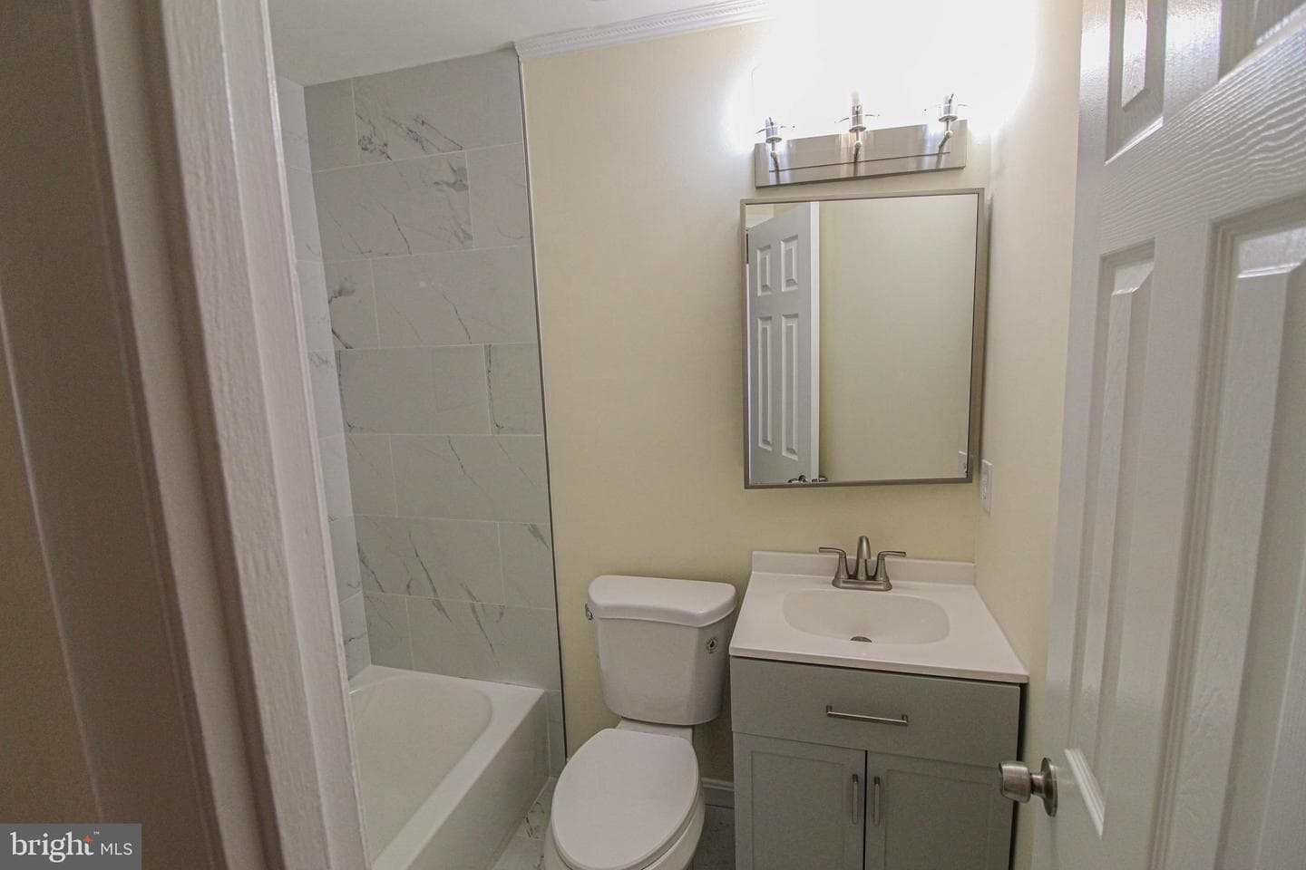 24201 Bush Hill Road photo 25