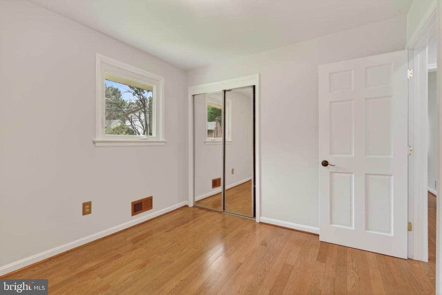 5701 Radnor Court photo 25