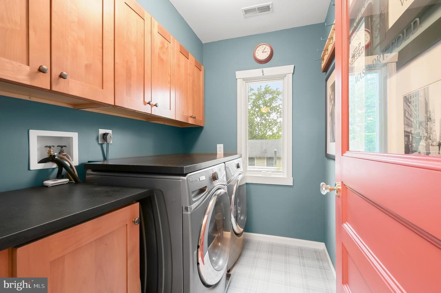 130 Grant Avenue photo 44