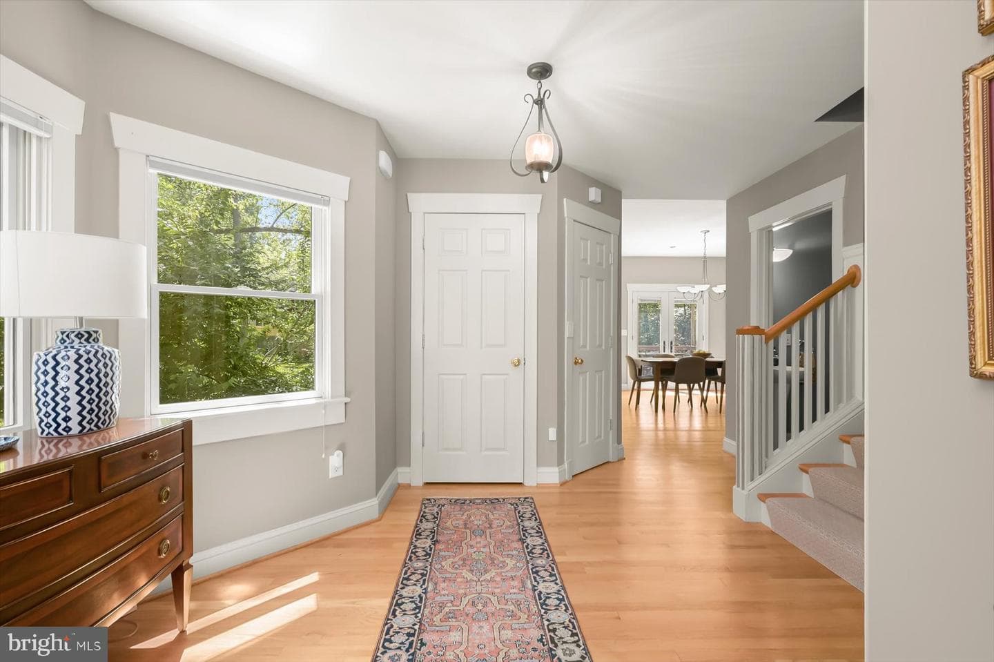 130 Grant Avenue photo 6