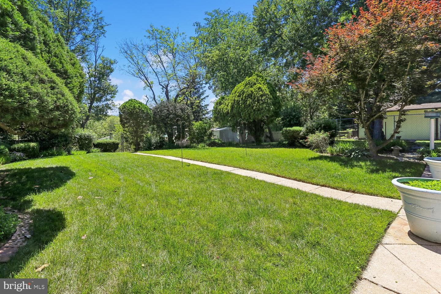 902 Malta Lane photo 48