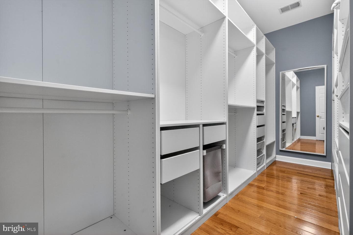 414 Summer Garden Way photo 32
