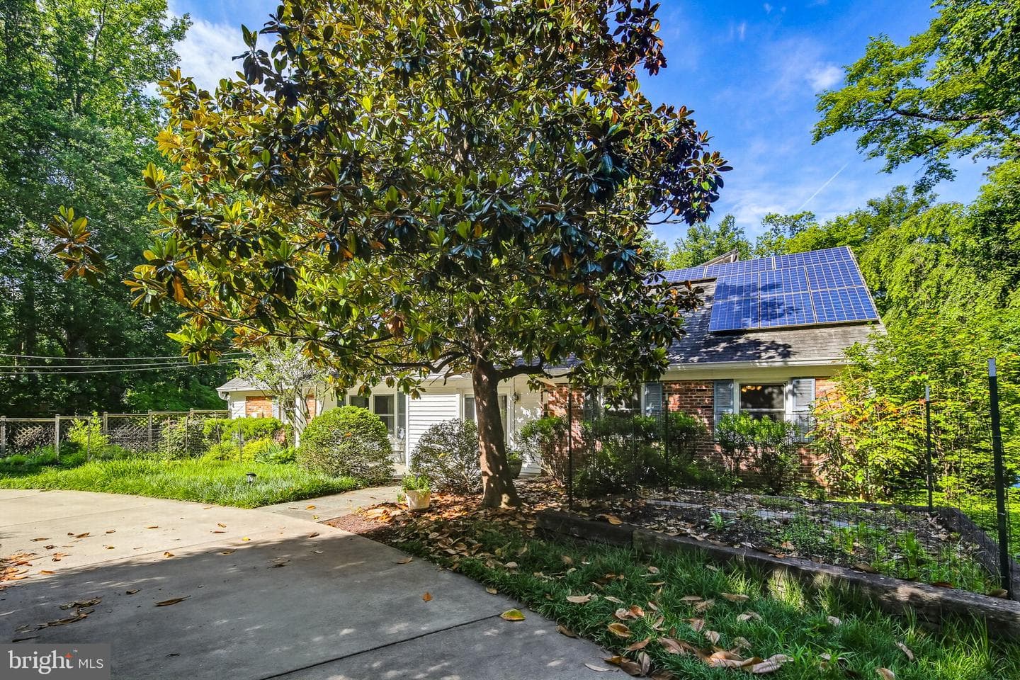 17004 Woodale Drive photo 13