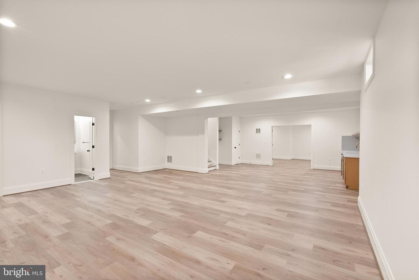 9205 Rosehill Drive photo 26