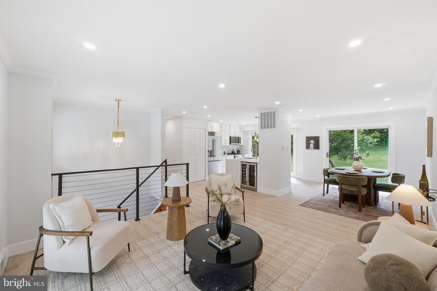 13710 Arctic Avenue photo 10