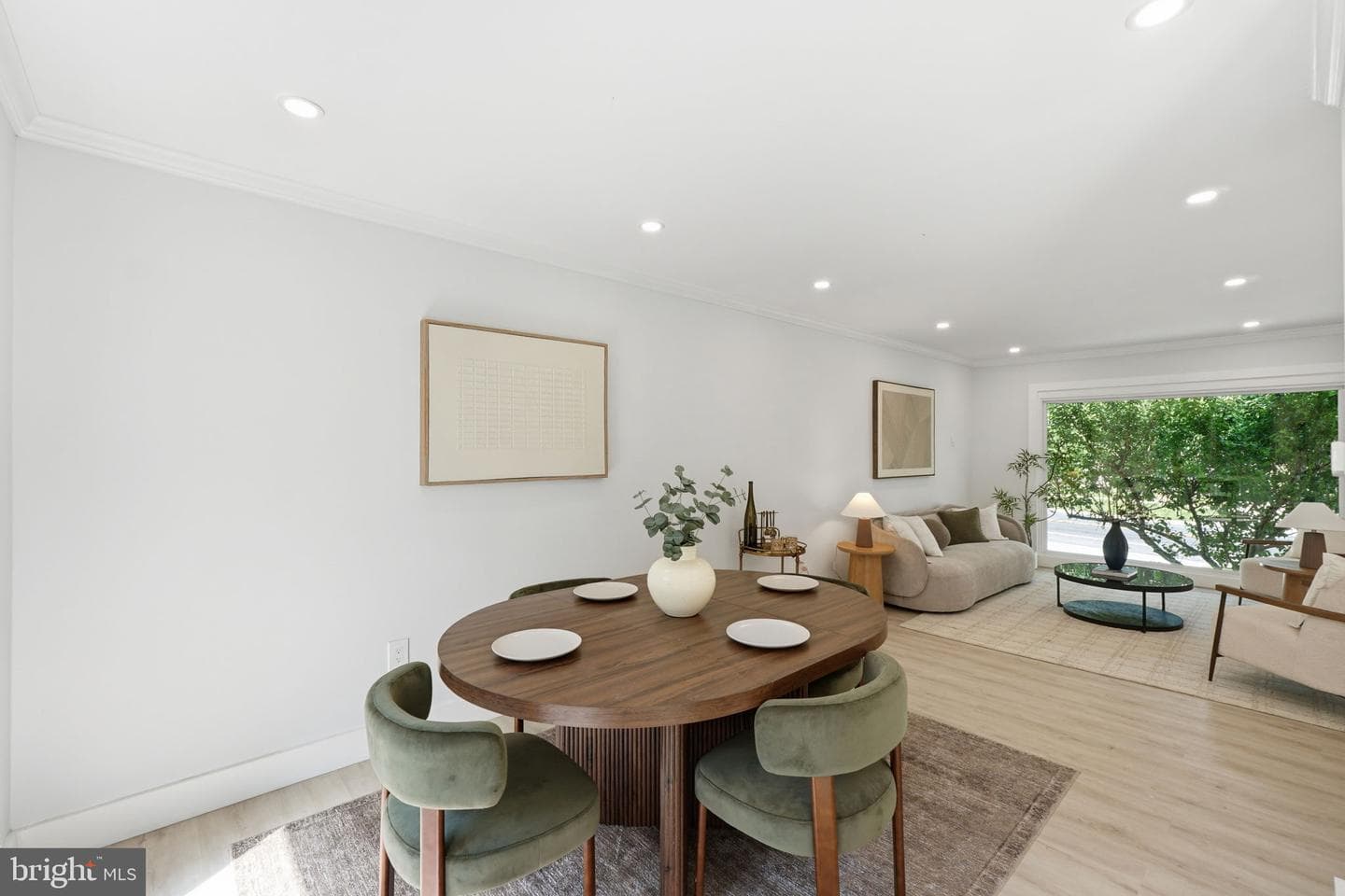 13710 Arctic Avenue photo 19