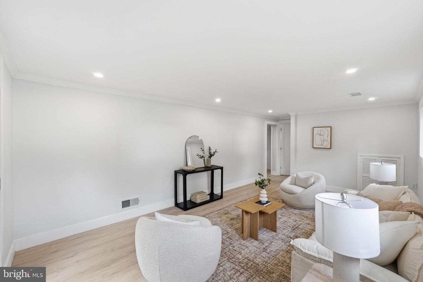 13710 Arctic Avenue photo 35