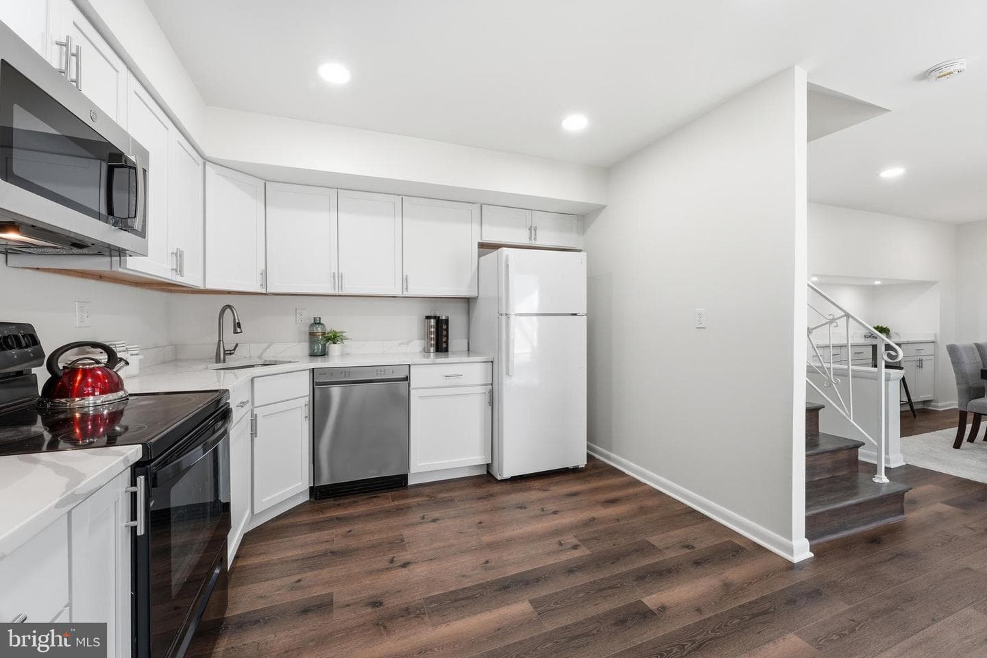 1105 Chiswell Lane photo 20