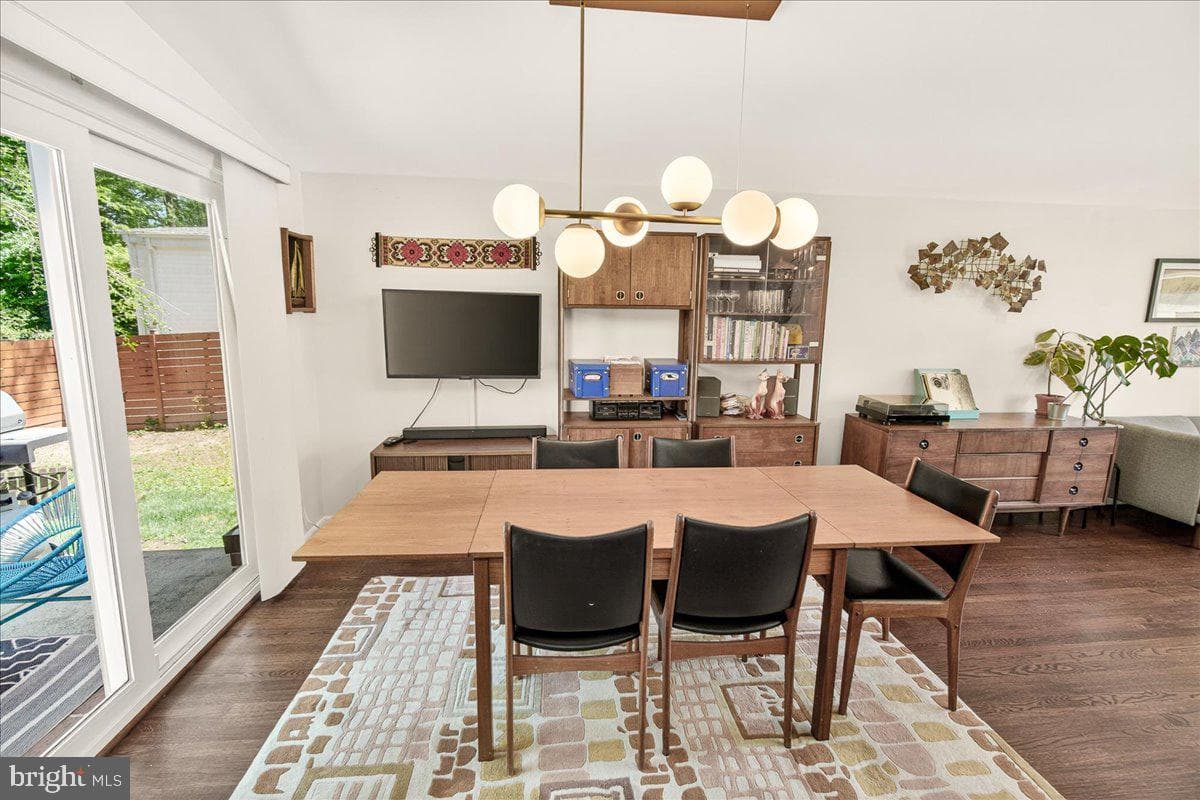 707 Hyde Road photo 19