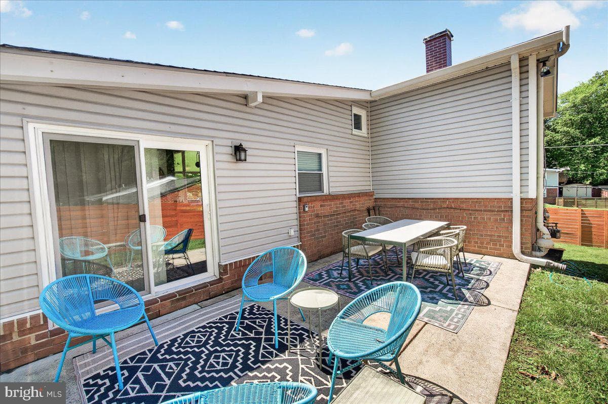 707 Hyde Road photo 25