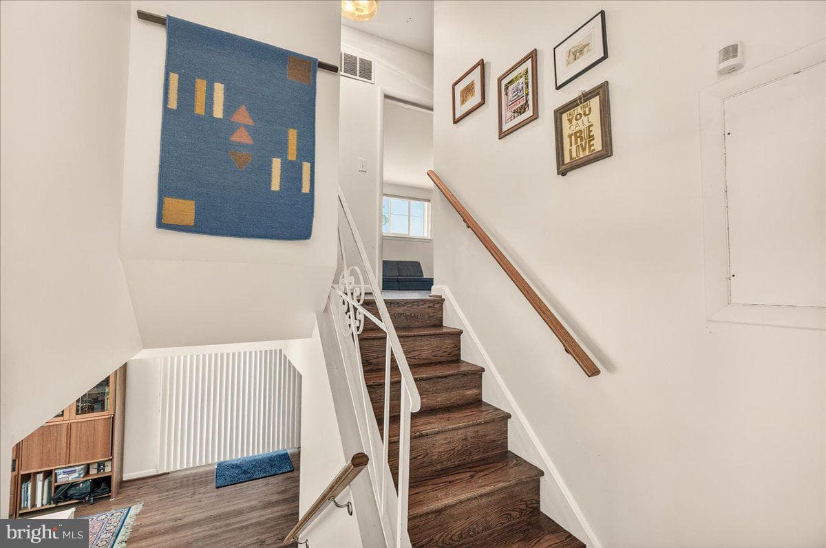 707 Hyde Road photo 27
