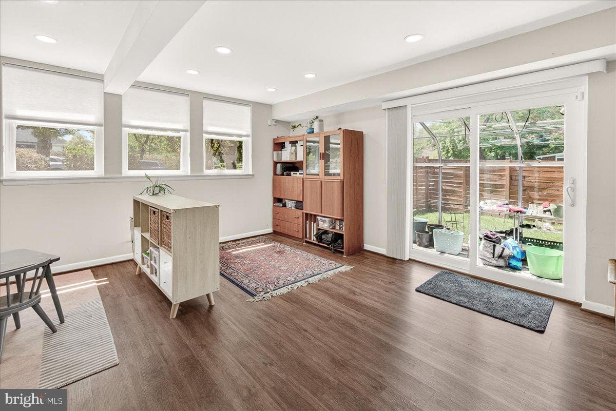 707 Hyde Road photo 38