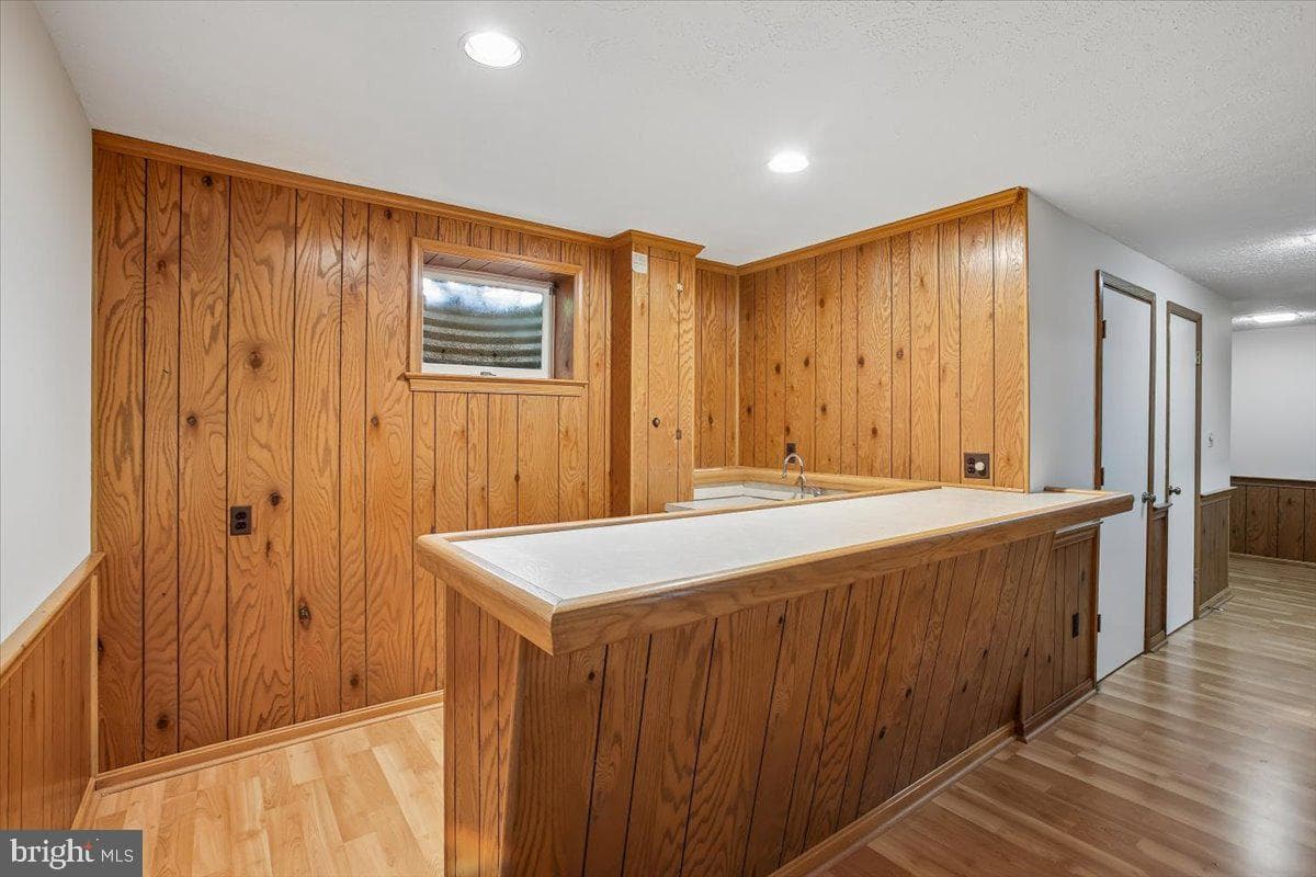 9208 Fall River Lane photo 38