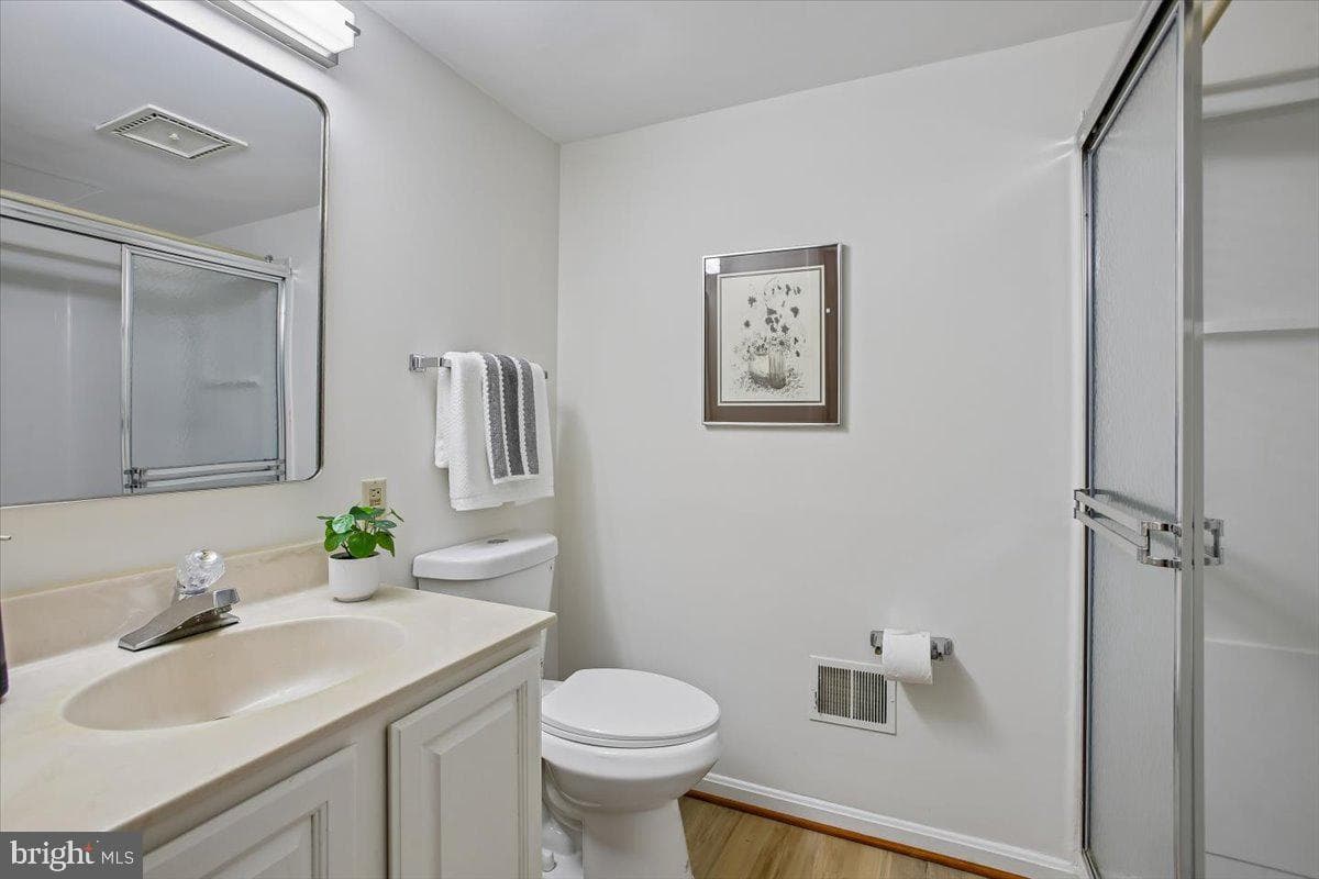 9208 Fall River Lane photo 39