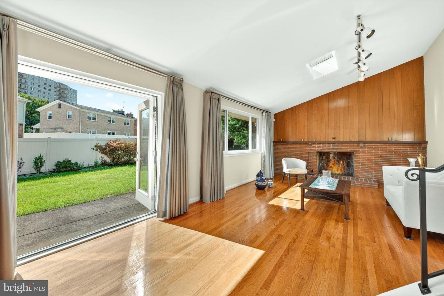 914 Kenbrook Court photo 15