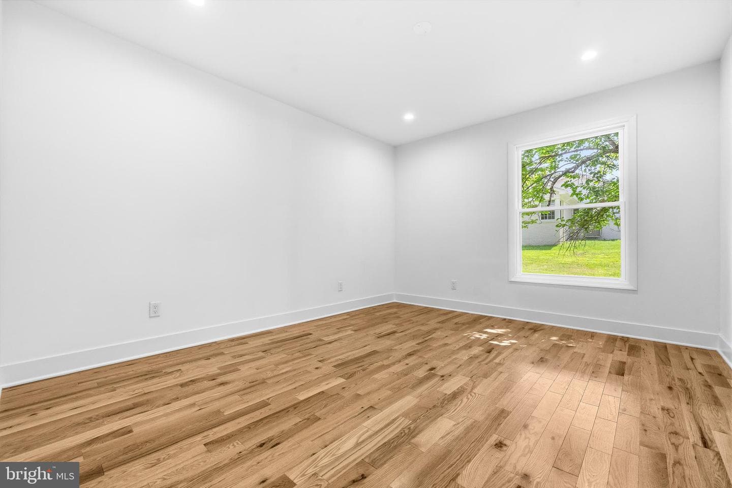 9828 Watts Branch Drive photo 17