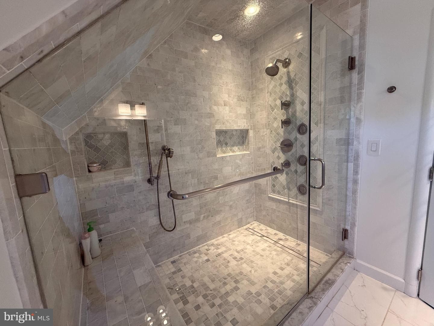 9305 Linden Avenue photo 28