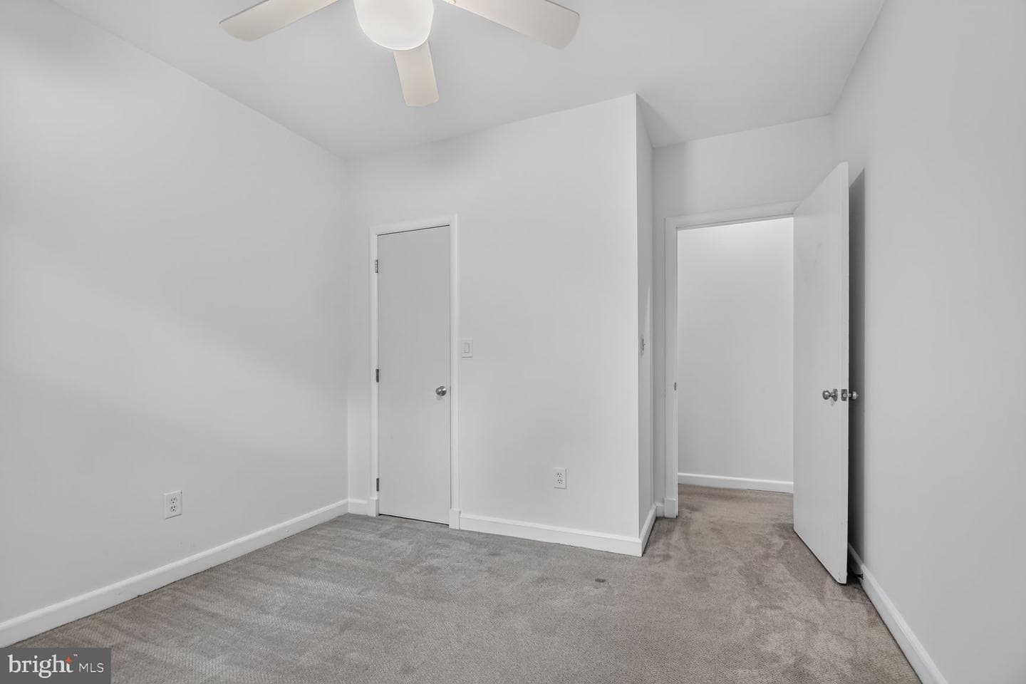 9305 Linden Avenue photo 32