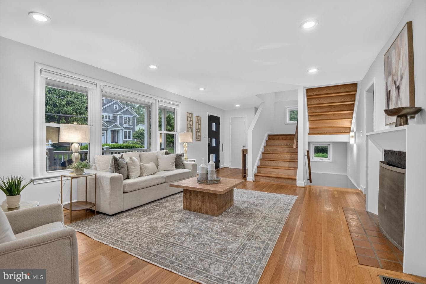 9305 Linden Avenue photo 9