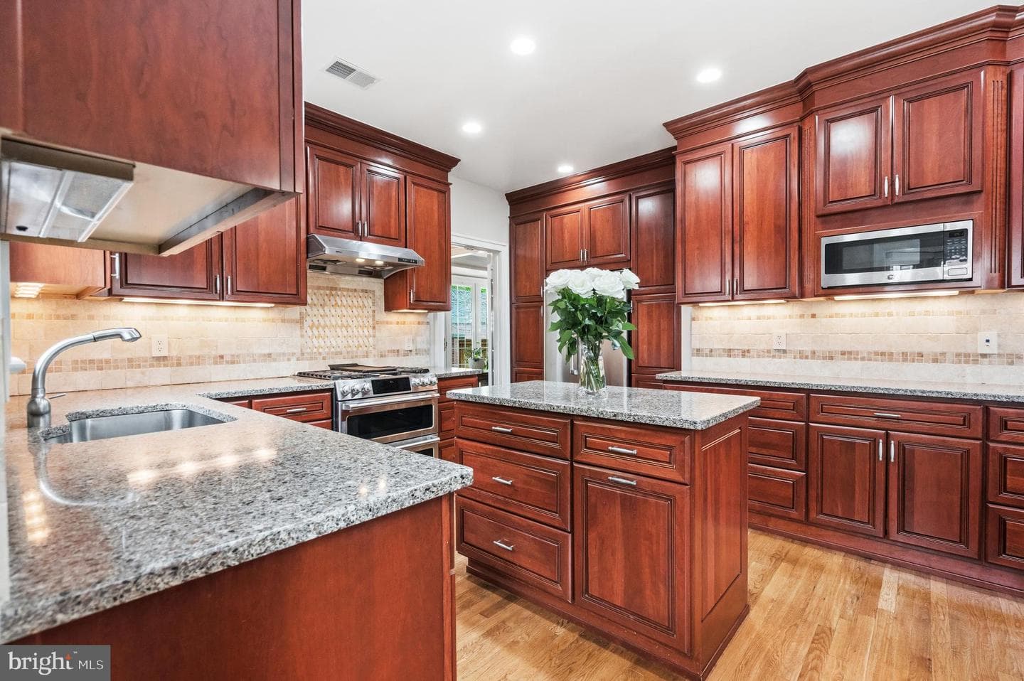 8015 Quarry Ridge Way photo 16