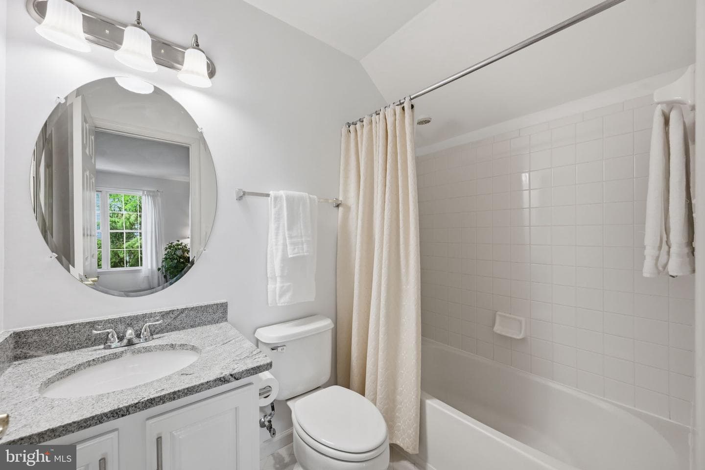 308 Barnside Place photo 39